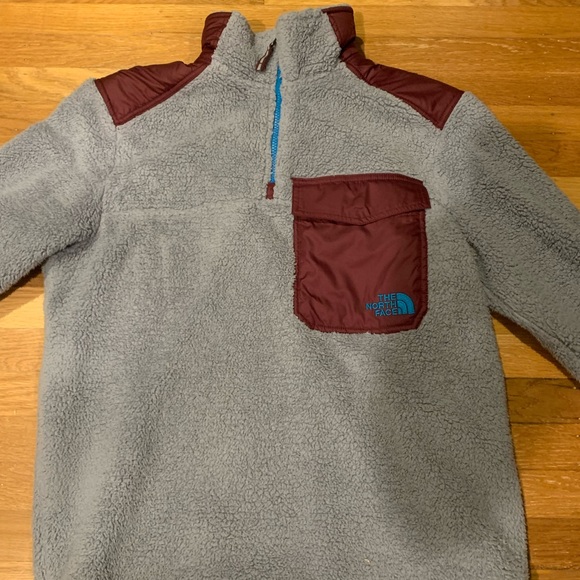 The North Face Fleece Pull Over/Brand New No Tags/Completely Clean - Picture 2 of 6